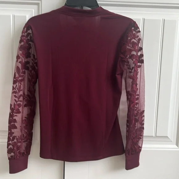 Closet Clearout!🎉NWOT Adiva burgundy top 80% off retail. Final Price - Picture 2 of 3